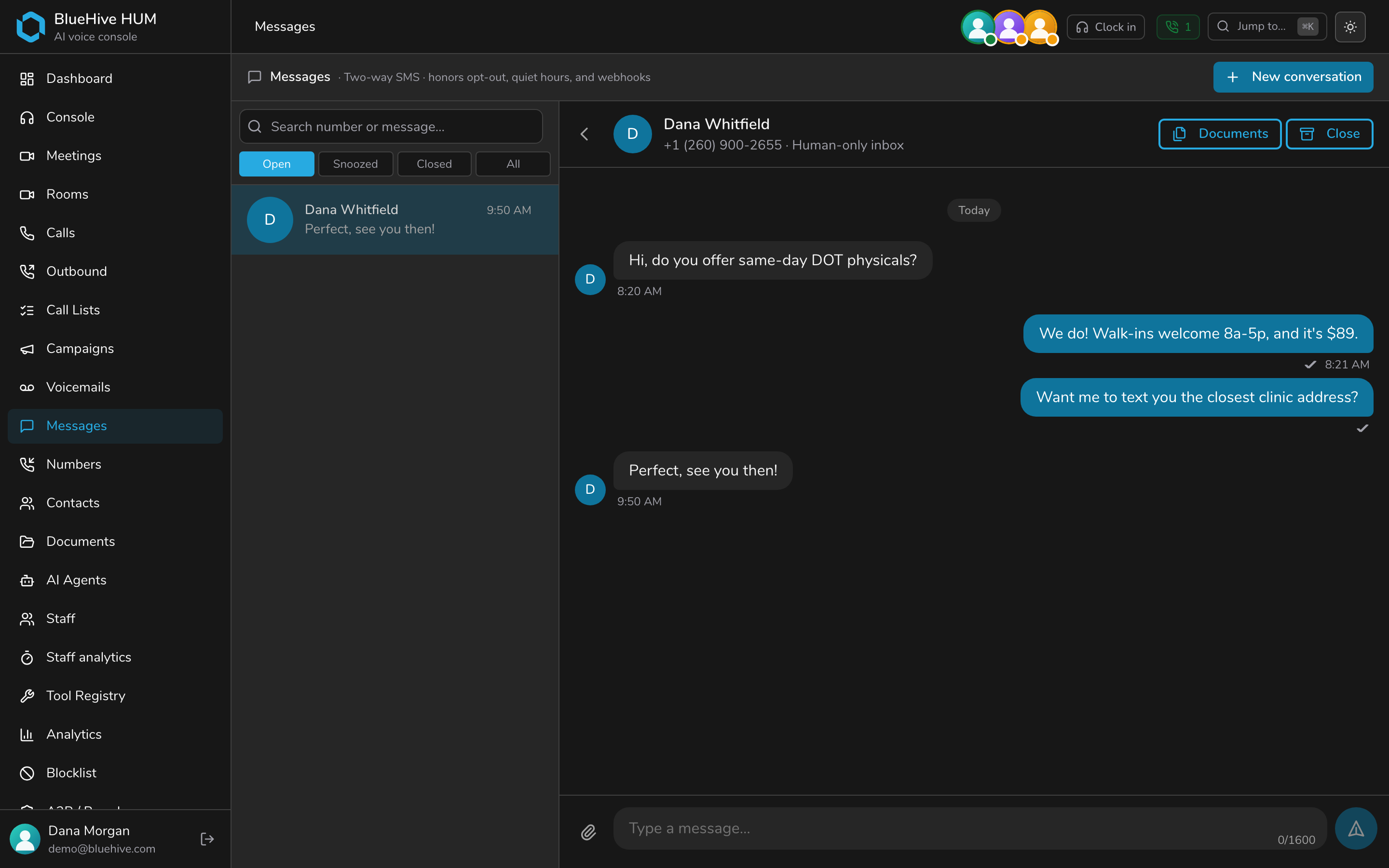 Two-way texting in a chat inbox — dark